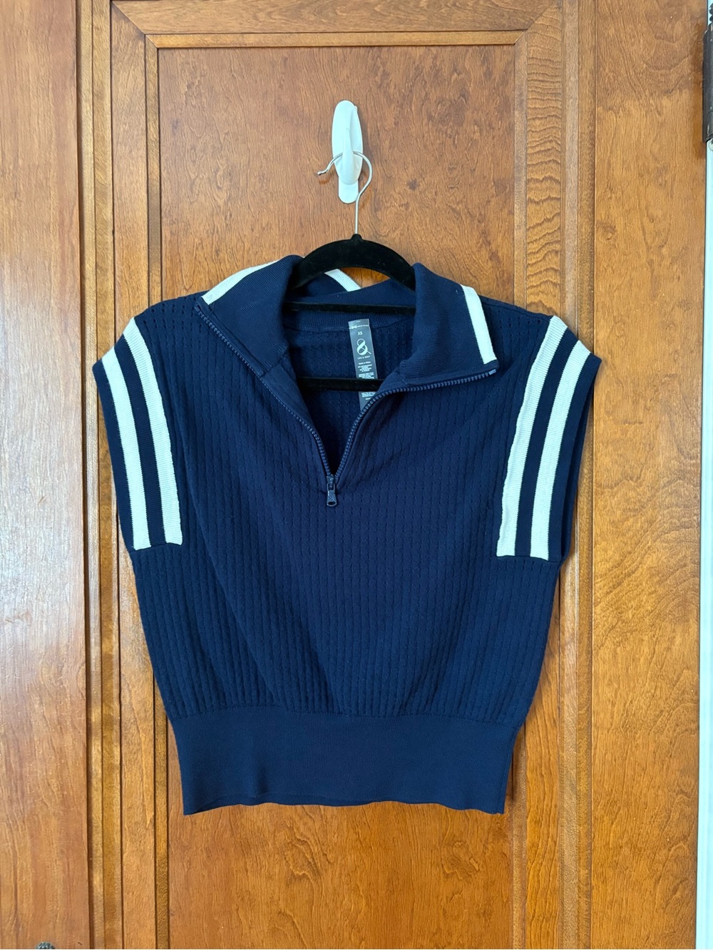 Lou & Grey Navy Short-Sleeve Quarter-Zip Sweater with White Stripes - XS